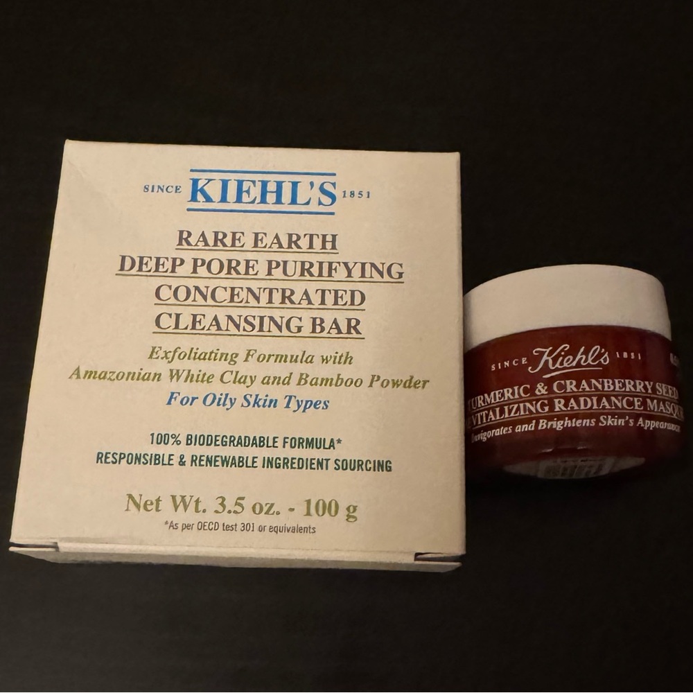 Kiehl's Rare Earth Deep Pore Cleansing Bar + Revitalizing Radiance Mask